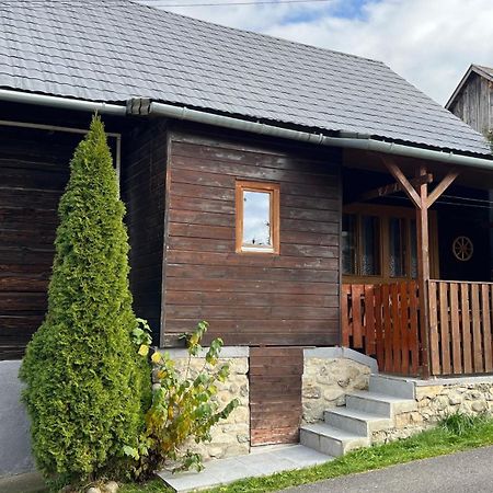 Drevenica U Porubaena Villa Jakubovany  Luaran gambar