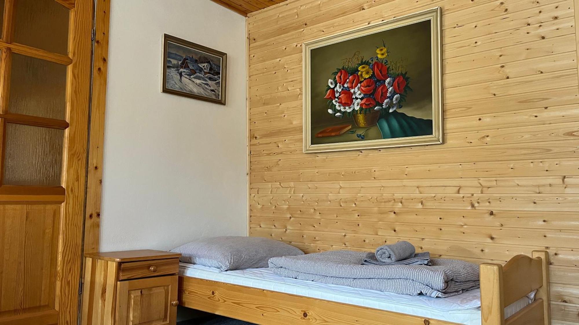 Drevenica U Porubaena Villa Jakubovany  Luaran gambar